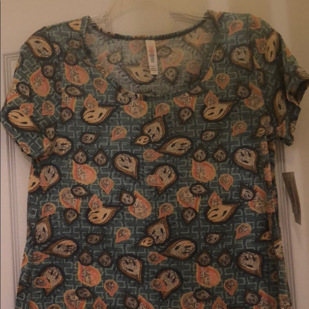 LuLaRoe Classic T